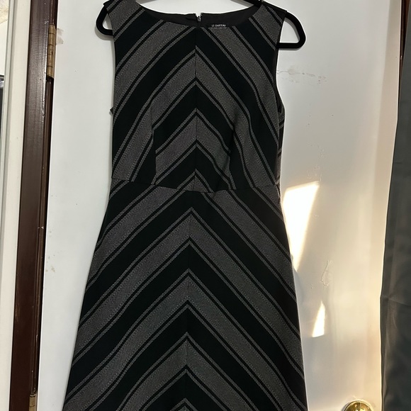 Le Chateau black and gray dress - Picture 5 of 11